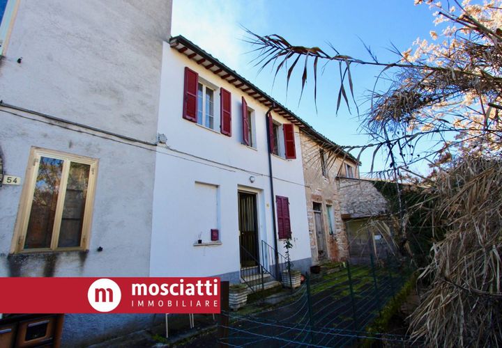 Villa i Fabriano, Ancona, Fabriano - € 44.000 | Ref: 1354 - foto 1
