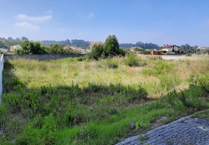 Helårsgrund i Espinho, Aveiro, Espinho - € 59.000 | Ref: UNU.I.1036.19366_D - foto 1