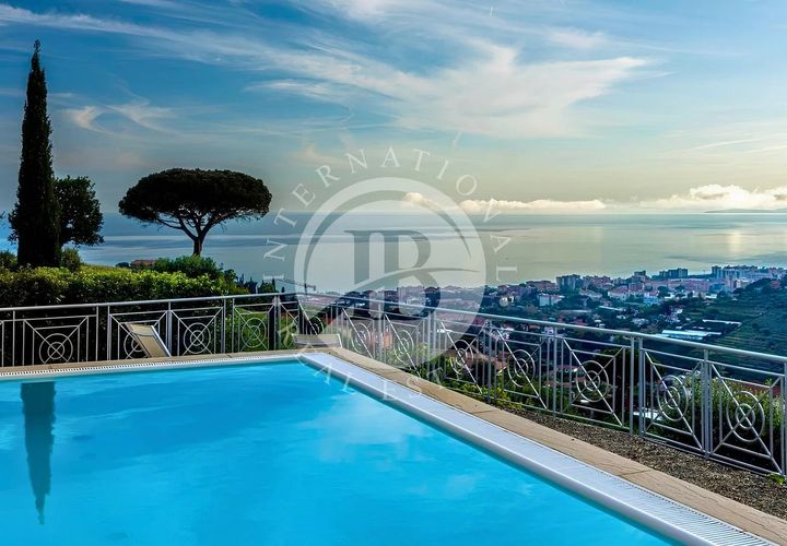 Villa i Bordighera, Imperia, Bordighera - € 4.180.000 | Ref: IB 579 - foto 1