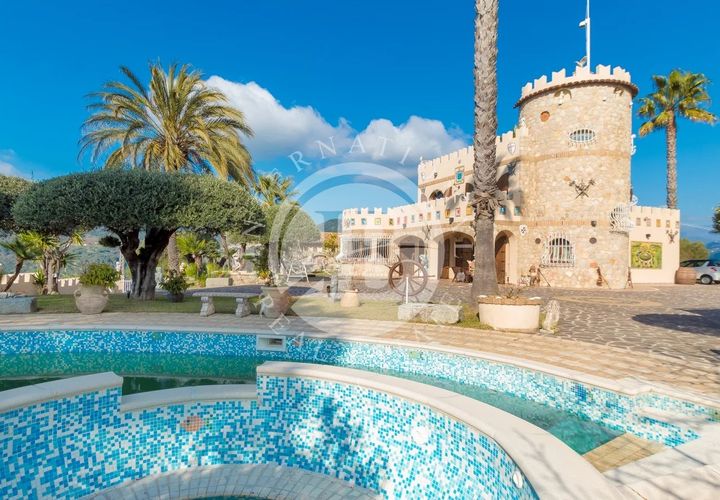 Villa a Camporosso, Imperia, Camporosso - € 2.800.000 | Ref: IB 641 - foto 1