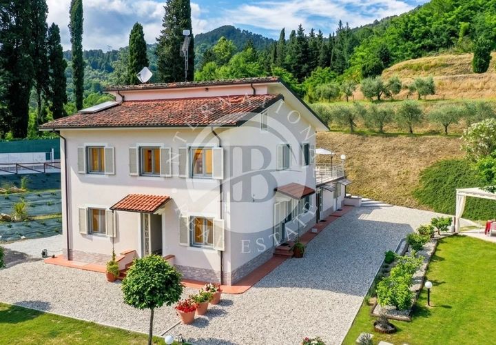 Villa i Camaiore, Lucca, Camaiore - € 1.150.000 | Ref: IB 793 - foto 1