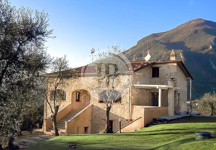 Landejendom i Camaiore, Lucca, Camaiore - € 1.500.000 | Ref: IB 510 - foto 1