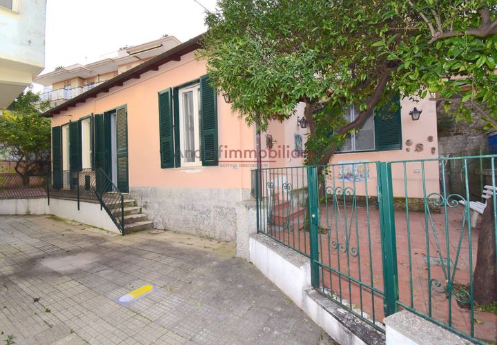Villa a Gaeta, Latina, Gaeta - € 208.000 | Ref: G314 - foto 1