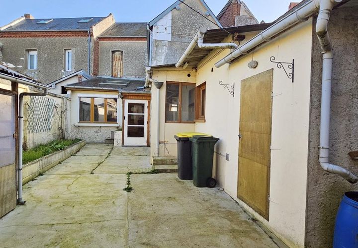 Villa a Esquennoy, Oise, Esquennoy - € 85.000 | Ref: 3011443249 - foto 1