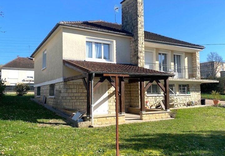 Villa a Joigny, Yonne, Joigny - € 159.000 | Ref: 3011443036 - foto 1