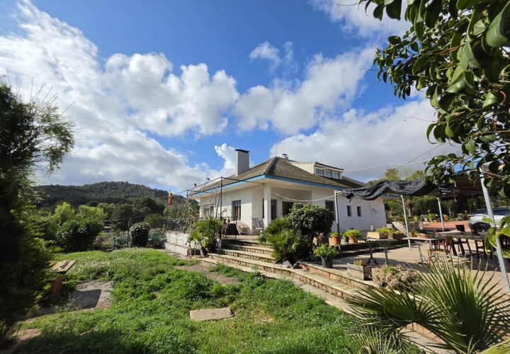 Villa i Elda, Alicante, Elda - € 349.995 | Ref: 61126 - foto 1