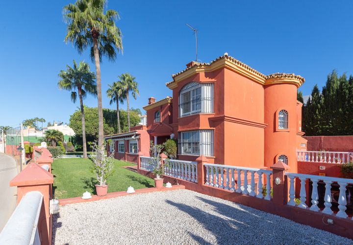 Villa a Estepona, Malaga, Estepona - € 3.800.000 | Ref: HFMs591374 - foto 1