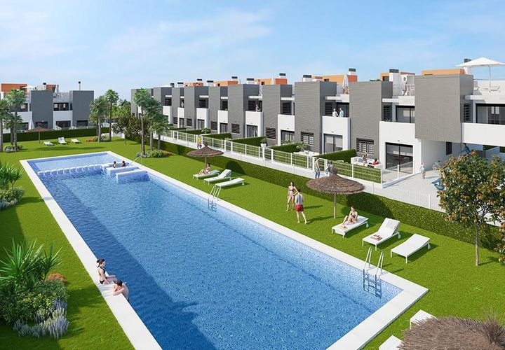 Bungalou a Torrevieja, Alicante, Torrevieja - € 270.900 | Ref: RS13237A - foto 1