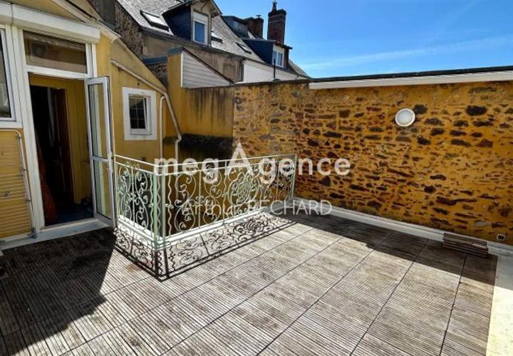 Villa i Le Mans, Sarthe, Le Mans - € 339.900 | Ref: 188445 - foto 1