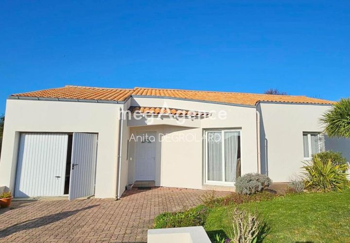 Villa a La Roche-sur-Yon, Vendee, La Roche-sur-Yon - € 229.000 | Ref: 199849 - foto 1