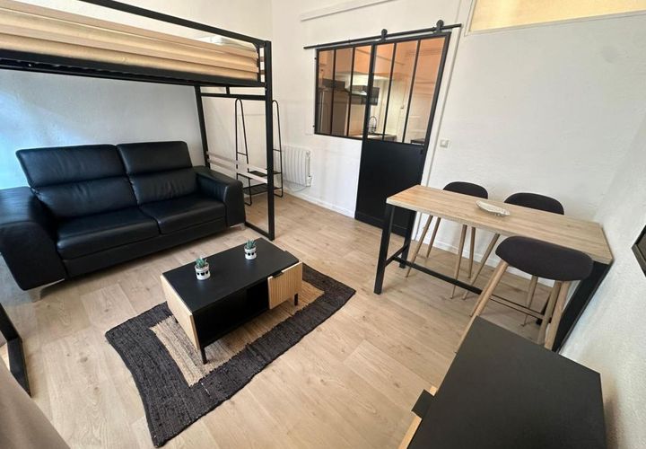 Apartament a Toulon, Var, Toulon - € 690/mes | Ref: 199677 - foto 1