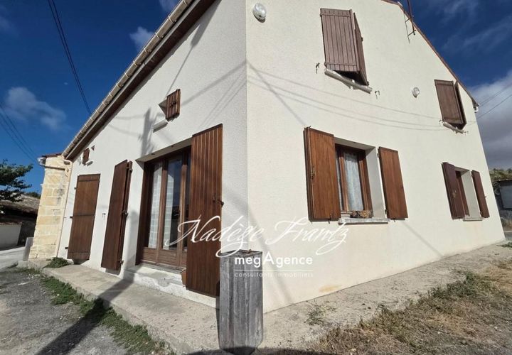 Landejendom i Bignay, Charente-Maritime, Bignay - € 184.000 | Ref: 198019 - foto 1