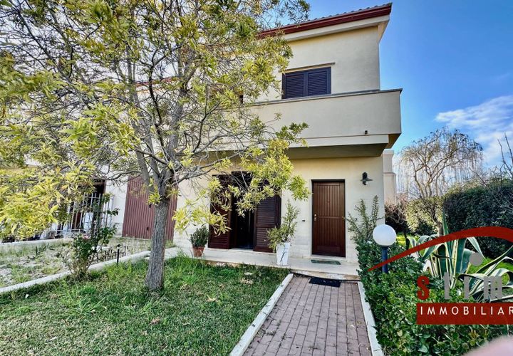 Villa i Siracusa, Siracusa, Siracusa - € 290.000 | Ref: 3522 - foto 1