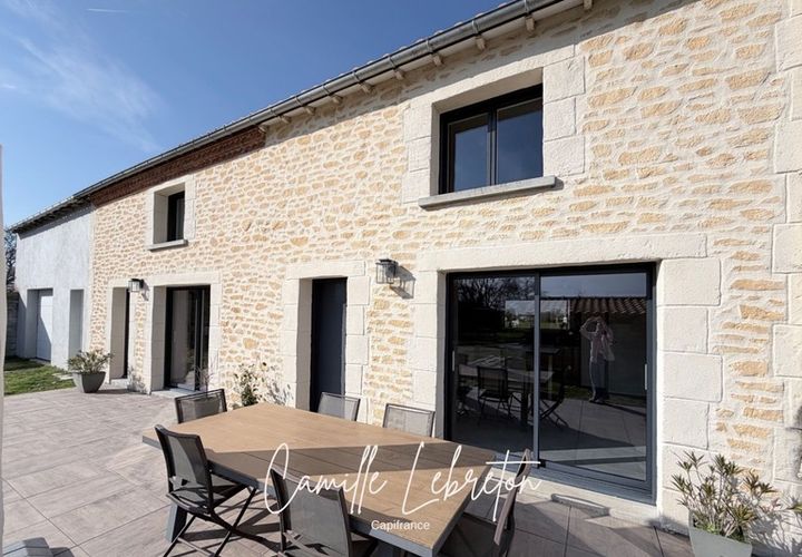 Villa a La Regrippière, Loire-Atlantique, La Regrippière - € 300.000 | Ref: 340934910167 - foto 1