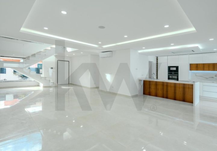 Villa i Corroios, Setubal, Corroios - € 750.000 | Ref: KWPT-028464 - foto 1