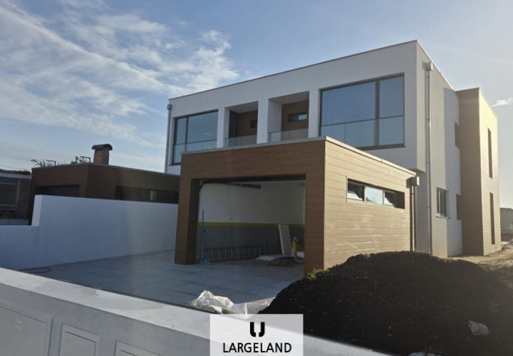 Villa i Aveiro, Aveiro, Aveiro - € 535 500 | Ref: CAS_1215 - foto 1