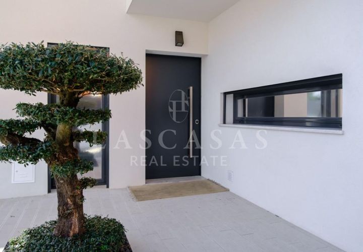Villa i Almada, Setubal, Almada - € 999.999 | Ref: 31-2026 - foto 1