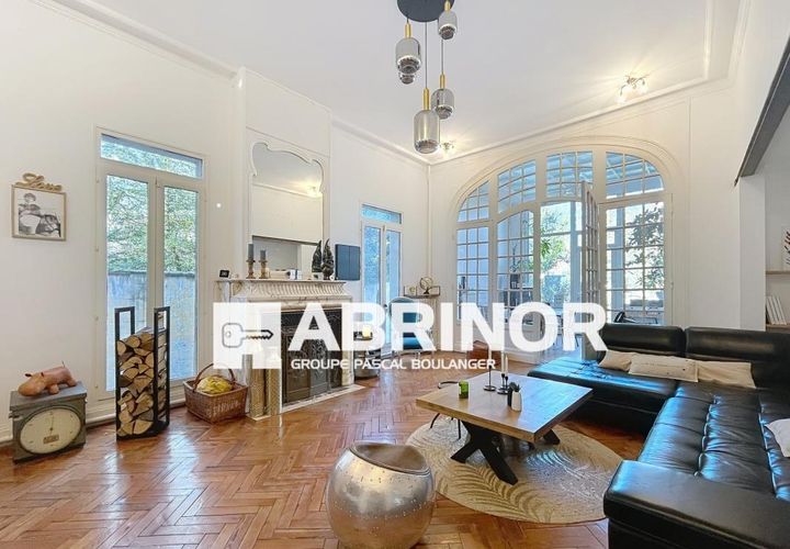 Villa i Roubaix, Nord, Roubaix - € 840.000 | Ref: RBX-39256-JSUBI - foto 1