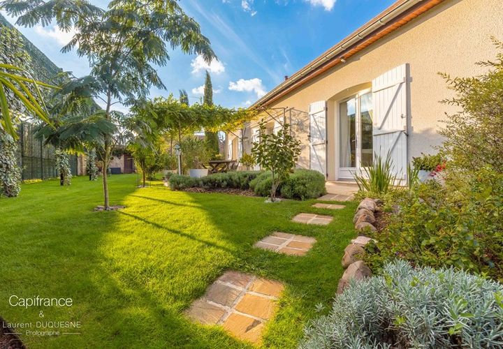 Villa a Bellefond, Cote-d'Or, Bellefond - € 485.000 | Ref: 340937347727 - foto 1