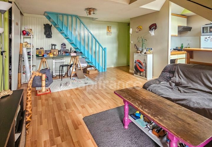 Dupleks i Etampes, Essonne, Etampes - € 95 000 | Ref: 340930874809 - foto 1