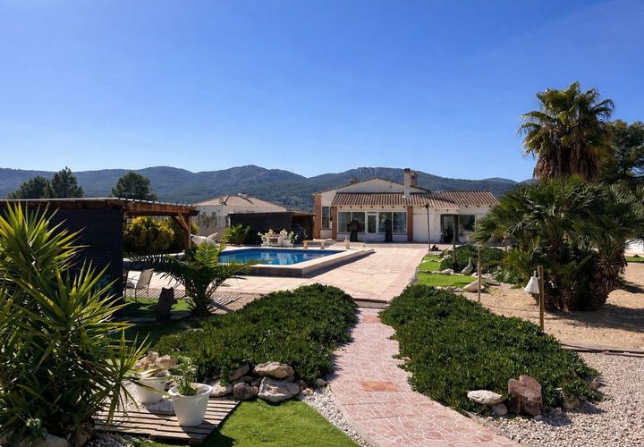 Villa a Castalla, Alicante, Castalla - € 449.995 | Ref: AG19MLSC7690459 - foto 1