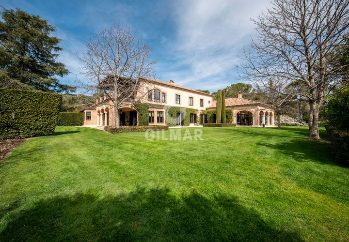 Villa a Alcobendas, Madrid, Alcobendas - € 15.000.000 | Ref: 195047 - foto 1