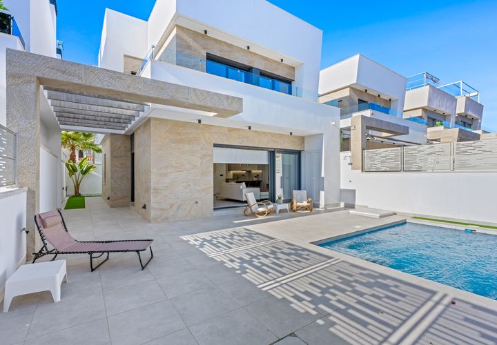 Villa i Orihuela Costa, Alicante, Orihuela Costa - € 475.000 | Ref: RV-97240 - foto 1