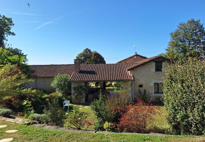 Farm hus i Perigueux, Dordogne, Perigueux - € 453.000 | Ref: 830036215578 - foto 1