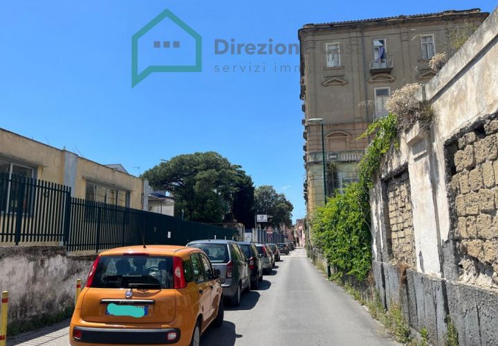 Erhvervsejendom i Naples, Naples, Naples - € 250.000 | Ref: VIA G. VELA - foto 1
