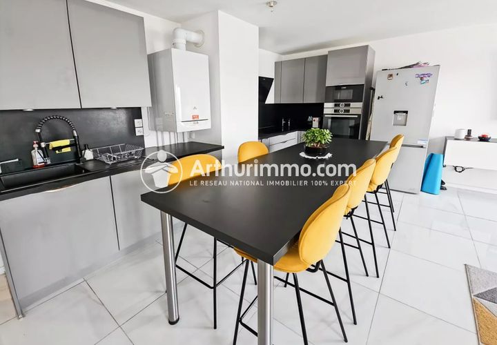 Leilighet i Corbeil-Essonnes, Essonne, Corbeil-Essonnes - € 239 900 | Ref: 86802123 - foto 1