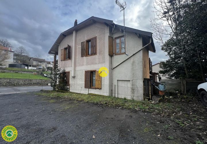 Villa a Ydes, Cantal, Ydes - € 29.500 | Ref: 15CAL111684 - foto 1