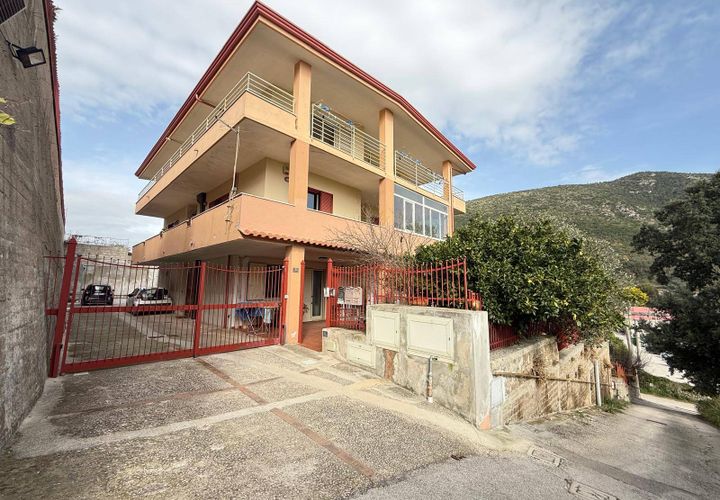 Villa i Caserta, Caserta, Caserta - € 560.000 | Ref: VV32 - foto 1