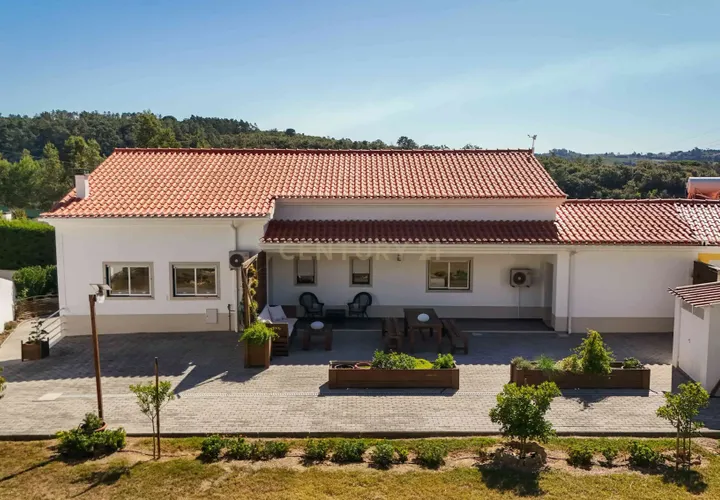 Villa i Alcobaca, Leiria, Alcobaca - € 469.000 | Ref: 0563-01845 - foto 1