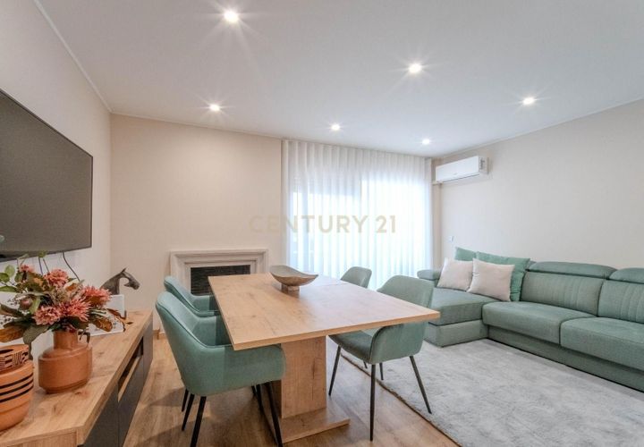 Lejlighed i Maia, Porto, Maia - € 370.000 | Ref: C0393-01431 - foto 1