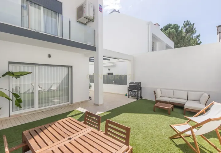 Villa i Quinta do Conde, Setubal, Quinta do Conde - € 427.000 | Ref: C0539-00163 - foto 1