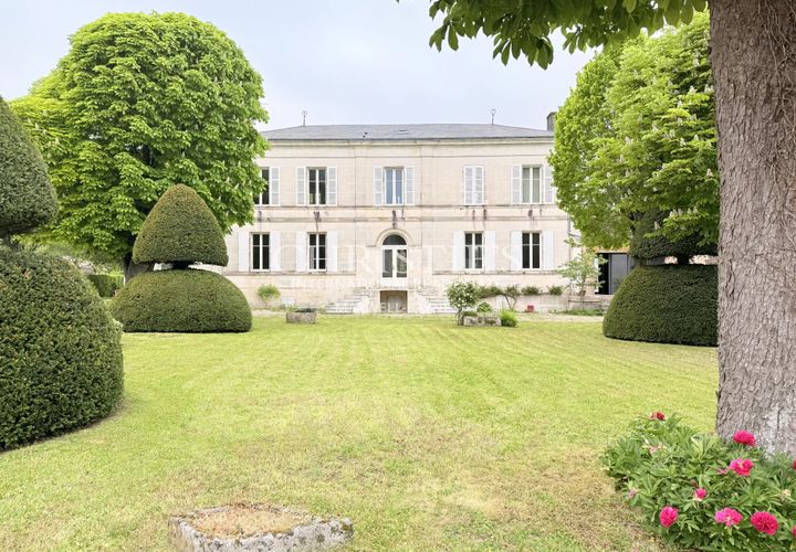 Villa i Cognac, Charente, Cognac - € 995.000 | Ref: NH1029 - foto 1