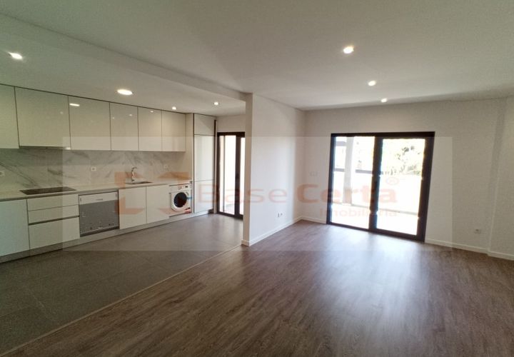Leilighet i Corroios, Setubal, Corroios - € 580 000 | Ref: 2369 PM26 - foto 1