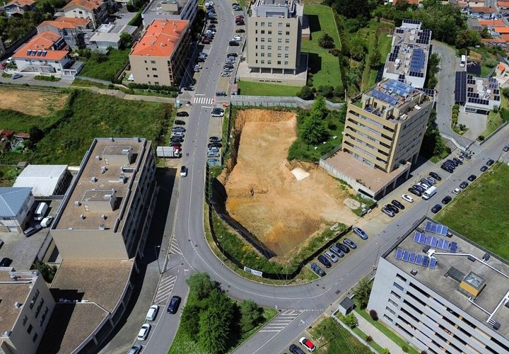 Lejlighed i Oliveira do Douro, Porto, Oliveira do Douro - € 322.000 | Ref: SF-SAFTI:007963 - foto 1