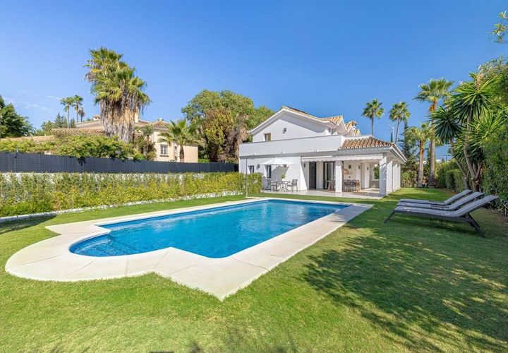Villa a Marbella, Malaga, Marbella - € 2.650.000 | Ref: SMSMLUX0782 - foto 1