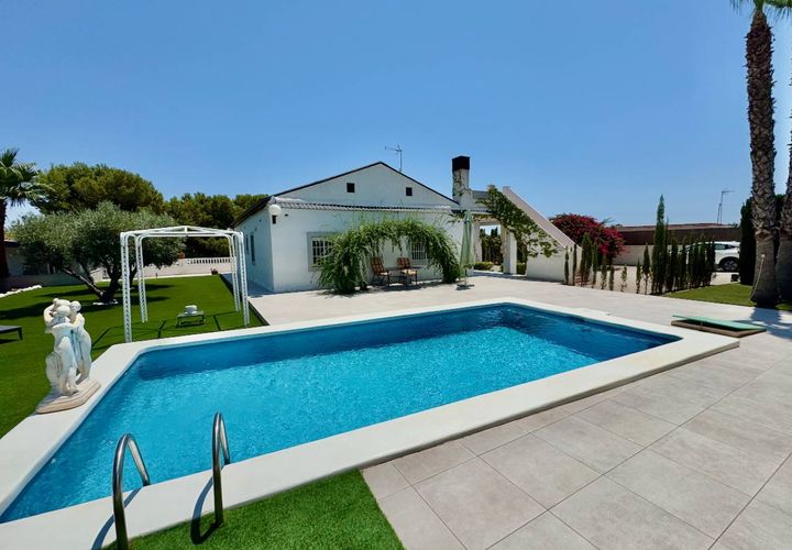 Landejendom i Torrellano, Alicante, Torrellano - € 525.000 | Ref: QMS-51068 - foto 1