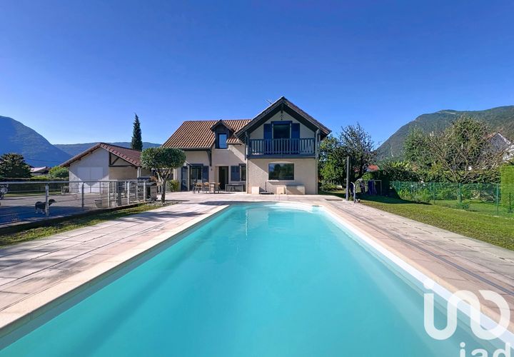 Villa a Voreppe, Isere, Voreppe - € 630.000 | Ref: 71772 - foto 1