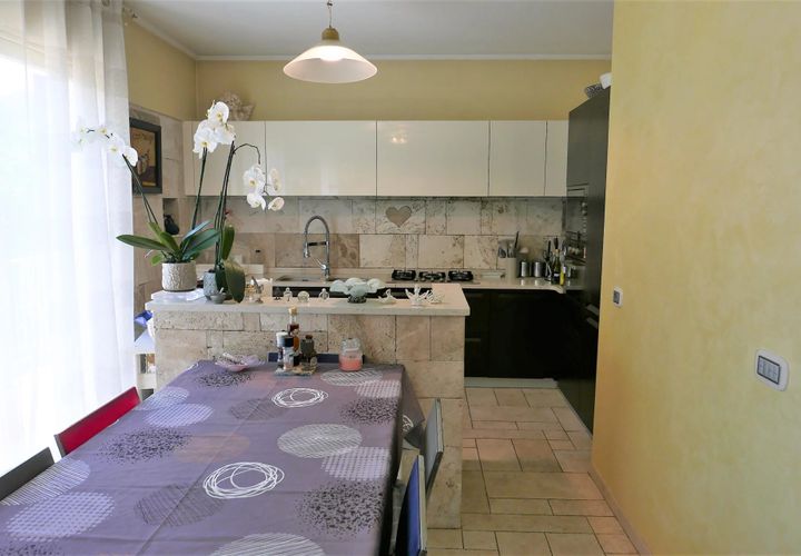 Villa a Dolceacqua, Imperia, Dolceacqua - € 320.000 | Ref: 7276360 - foto 1