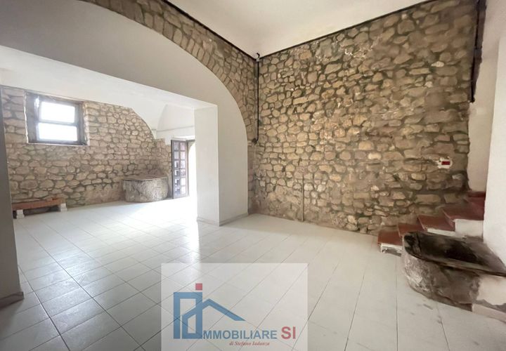 Villa i Vitulano, Benevento, Vitulano - € 75.000 | Ref: SI216 - foto 1