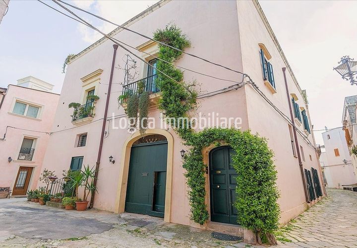 Villa a Nardo, Lecce, Nardo - € 865.000 | Ref: PA7 - foto 1