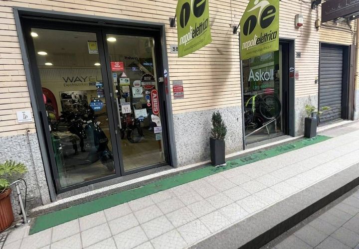Erhvervsejendom i Naples, Naples, Naples - € 149.000 | Ref: CBI091-931-43813 - foto 1