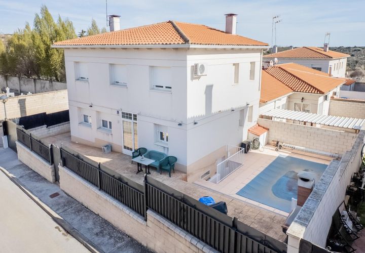 Villa a Horche, Guadalajara, Horche - € 450.000 | Ref: 13998-LRT/2912 - foto 1