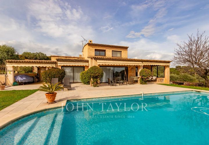 Villa i Antibes, Alpes-Maritimes, Antibes - € 1.490.000 | Ref: V0710AN - foto 1