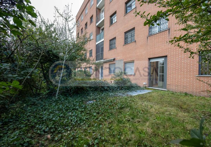 Lejlighed i Milan, Milan, Milan - € 320.000 | Ref: Appartamento con giardino privato Trasimeno - foto 1