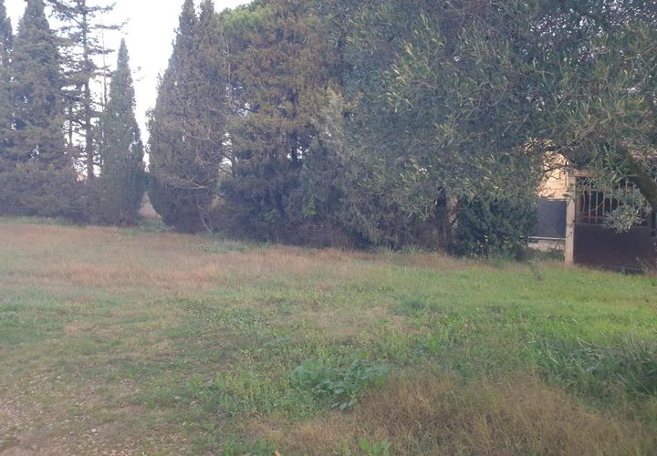 Helårsgrund i Beaucaire, Gard, Beaucaire - € 115.000 | Ref: S1TMJ8 - foto 1
