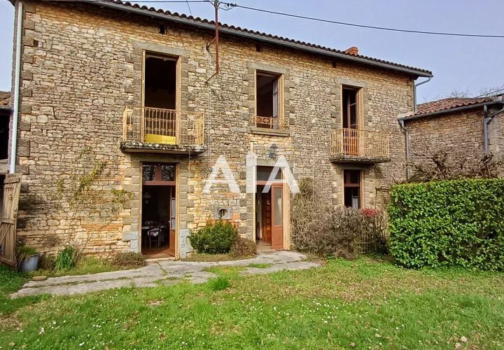 Landejendom i Les Adjots, Charente, Les Adjots - € 159.000 | Ref: 1308 - foto 1